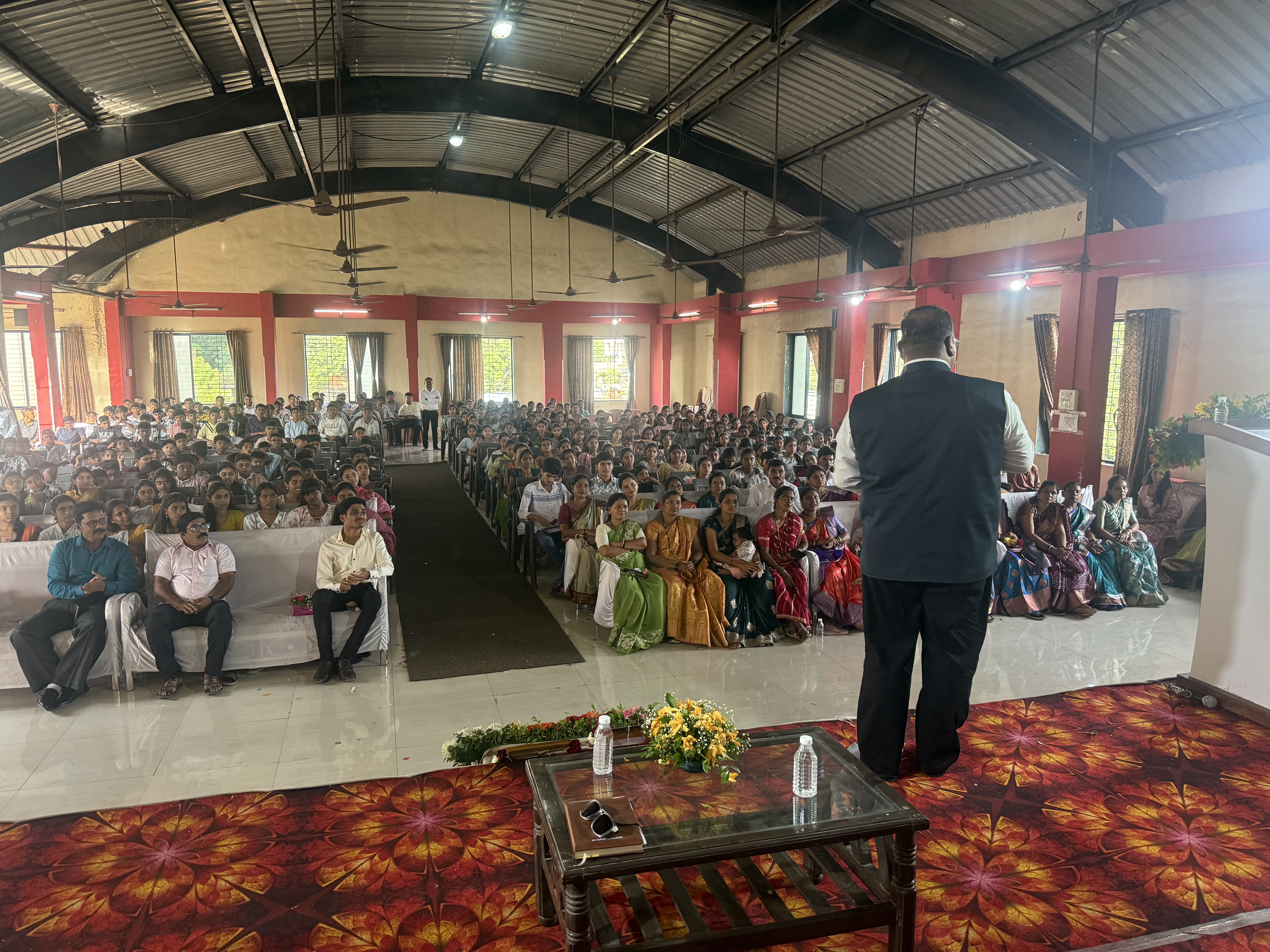 Ezee Admissions - Campus Visit